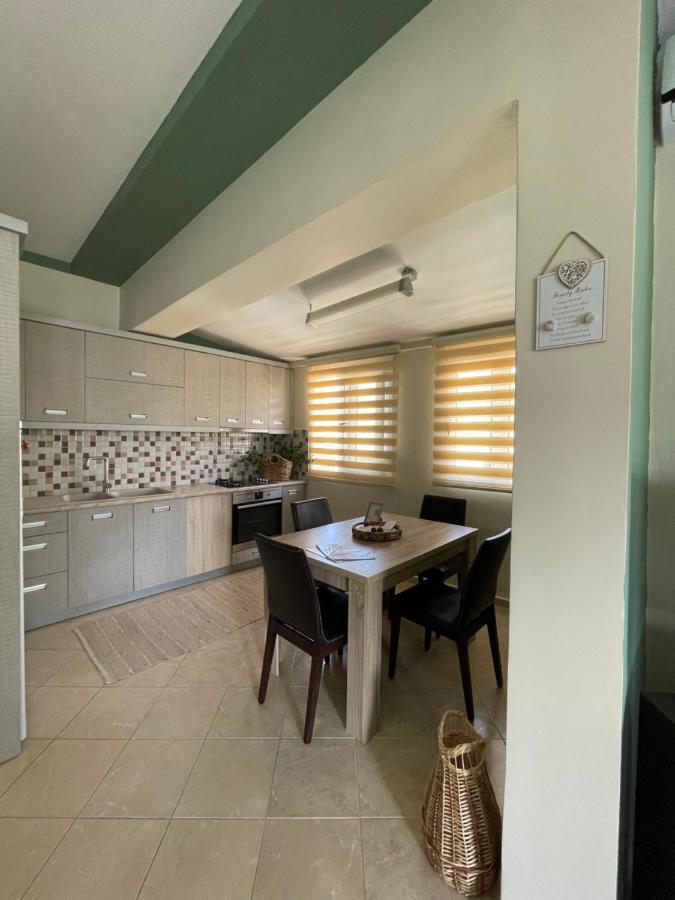 Ola Apartament 2 Saranda Kültér fotó