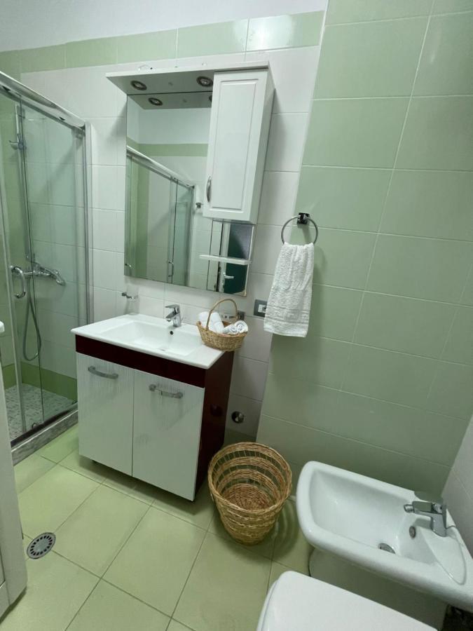 Ola Apartament 2 Saranda Kültér fotó