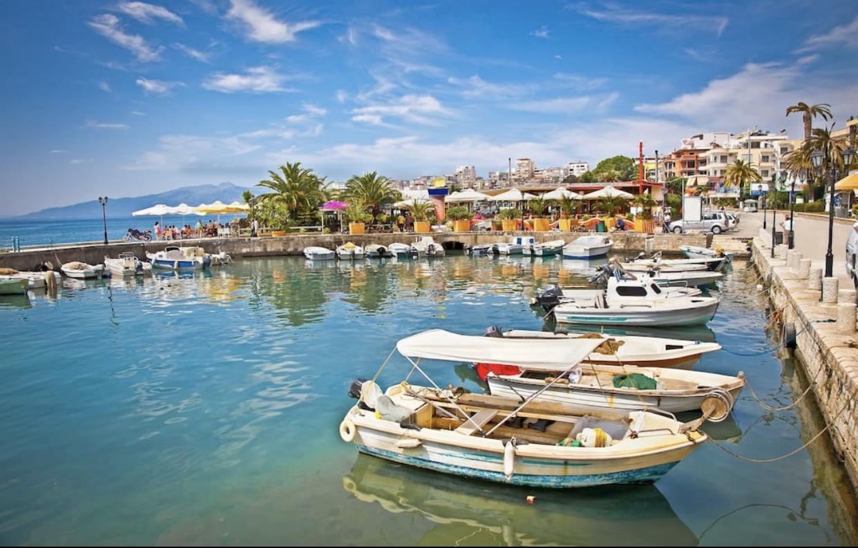 Ola Apartament 2 Saranda Kültér fotó